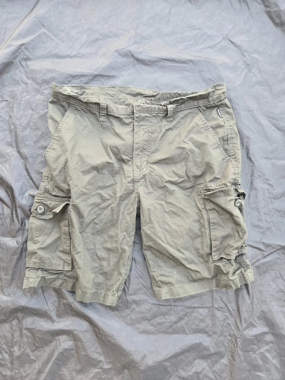 Ring of Fire Men's Cargo Shorts in Light Tan
